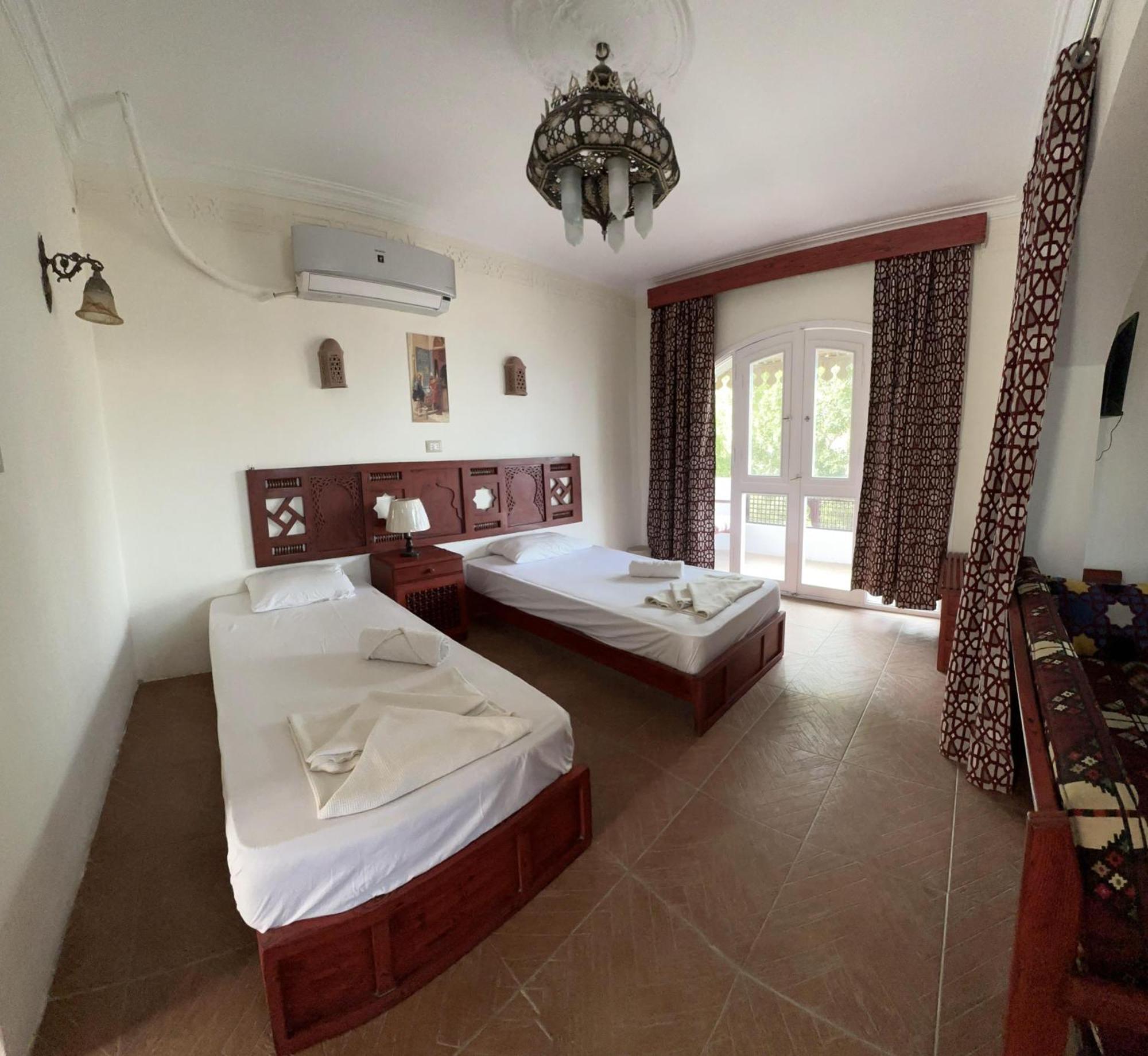 Ali Baba Hotel Dahab Extérieur photo